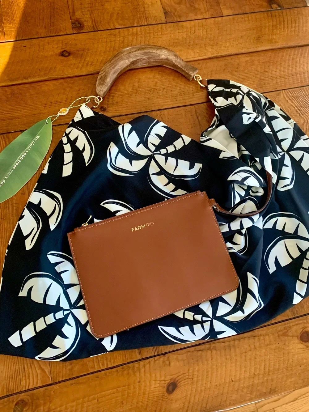 NEW FARM Rio Black And White Scarf Tote Bag Wood Handle Reversible Palm Trees
